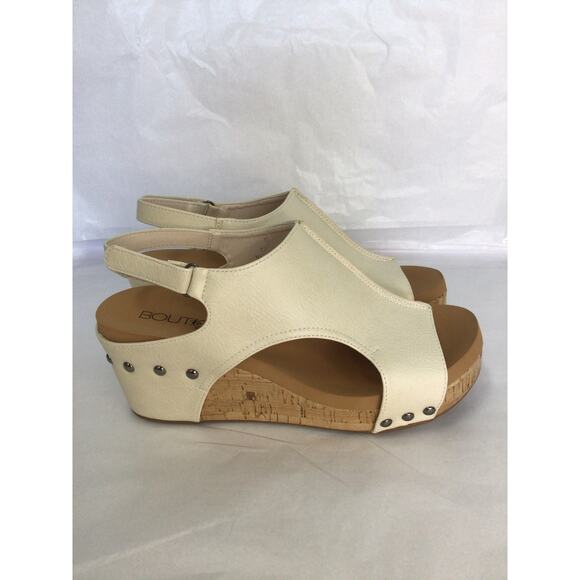 Corkys Footwear Carley Womens 2.5in Wedge Sandals Cream Size 9 Cork Heel - Picture 4 of 7